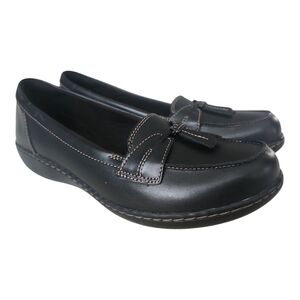 Clarks™ Women's 7.5 M Ashland Bubble Slip-On Oxford in Black 9.5